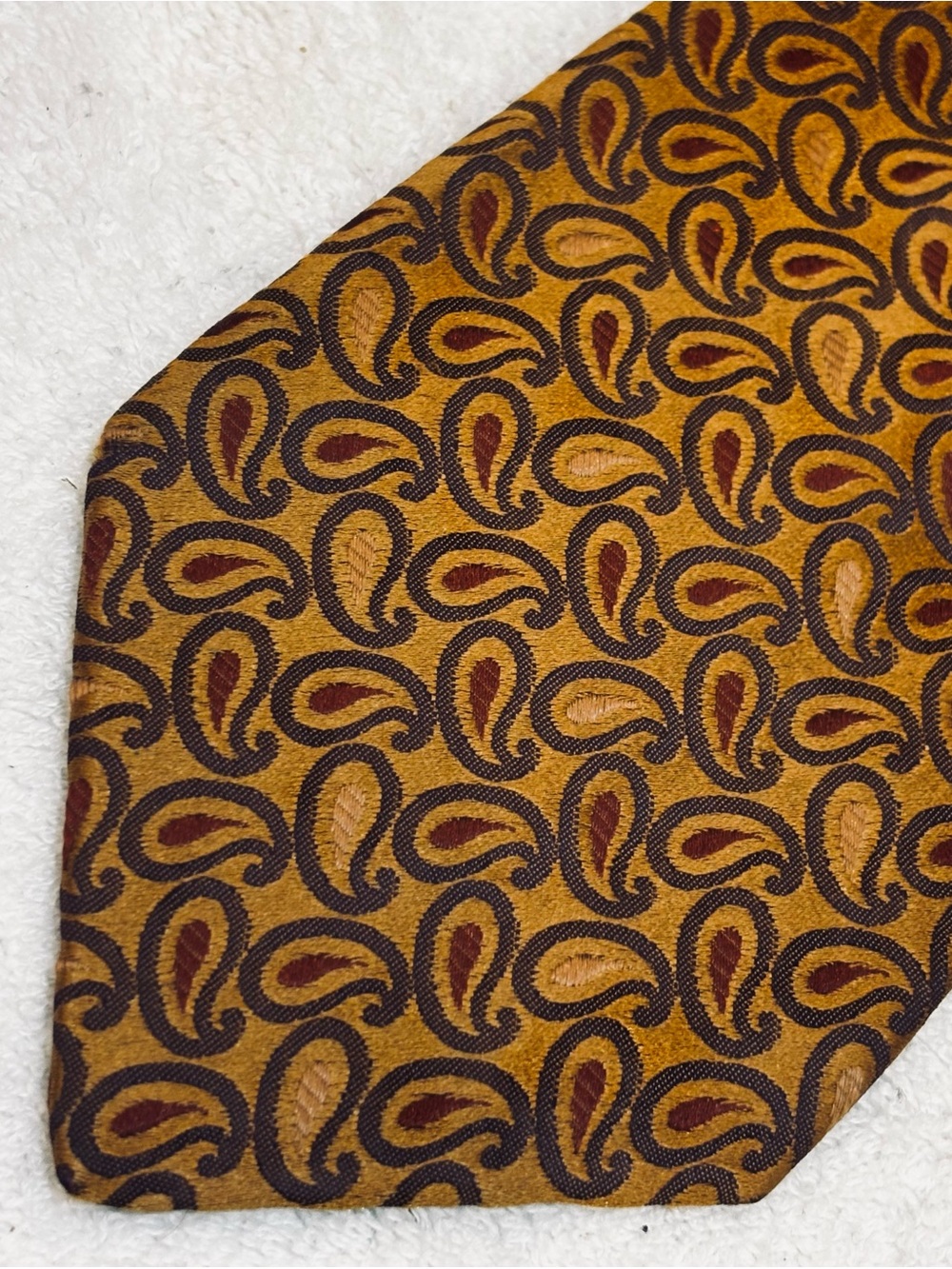 Brand New Stylish High Quality Tie By Ike Behar